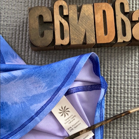 ATHLETA Racerback Workout Tank in Palm Tree Print - Picture 7 of 8